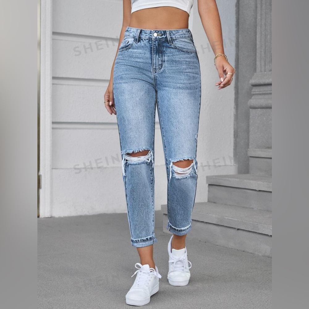High Waist Ripped Tapered Jeans